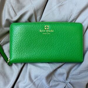 Kate Spade Vibrant Green Leather Wallet